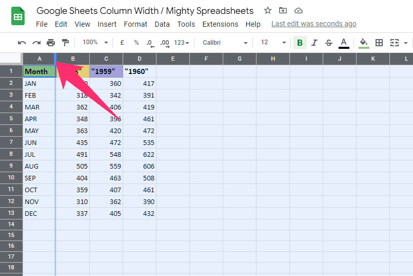 Arrow on the screenshot is pointing to the edge of column A’s header to show where user should drag to change columns width