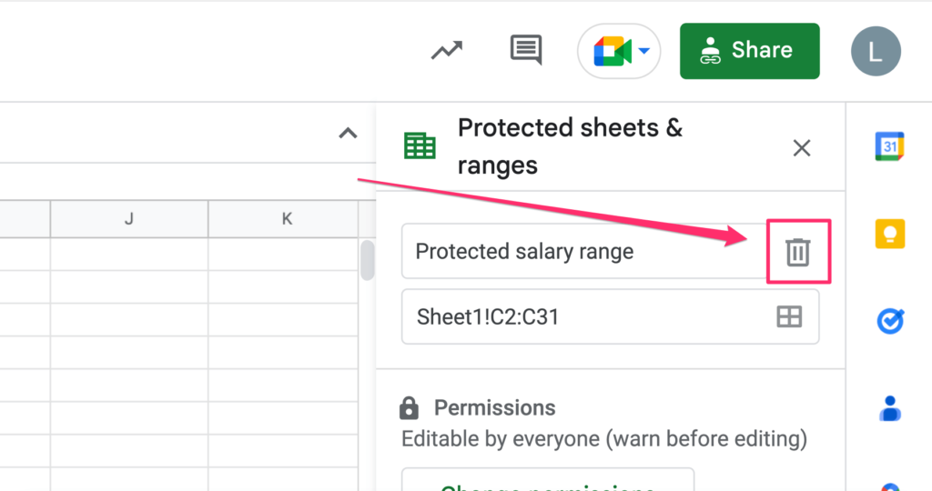 The screenshot shows where to find trash icon to remove protected range. It's next to the input field where you can edit the range name